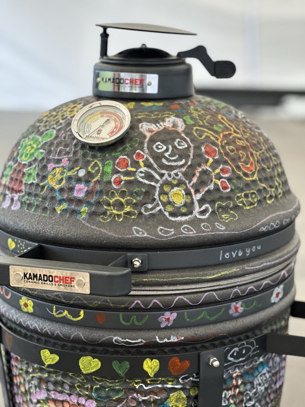 A kész grill kupolája a rajzokkal
