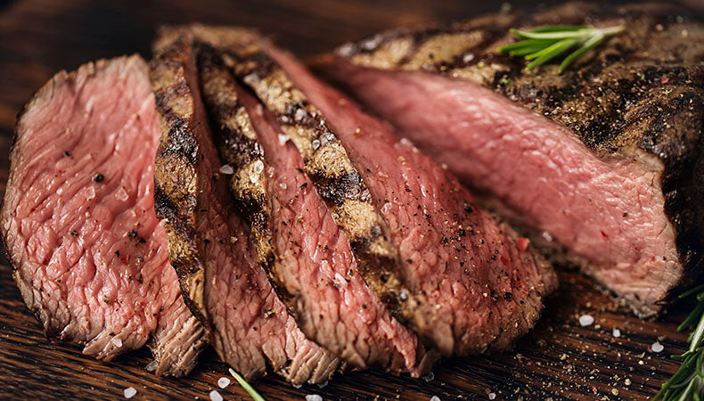 Borsos-fahéjas grillezett marhahátszín - különleges fűszeres kéreggel