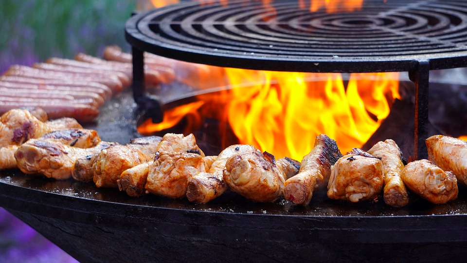 Tavaszi grillfesztivál kóstolójeggyel, ahol profi séfek ételeit próbálhatod