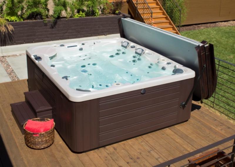 A jakuzzi víztisztításának 3 kulcsa